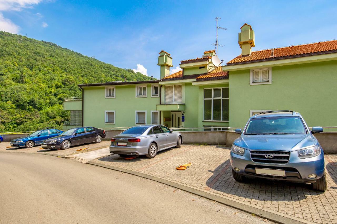 Apartment Maja Opatija With Free Private Parking And Lovely Sea View Terrace Exterior photo
